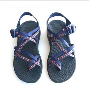Chacos Size 8